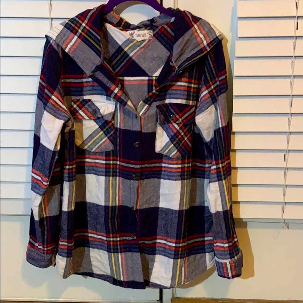 ✨LAST CHANCE ✨ Large Red and Navy Button-up
